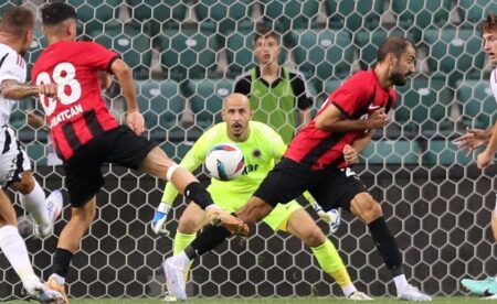 Erhan Erentürk, Kurtarış Yüzdesi En Yüksek Kaleciler Sıralamasında İlk 3 Arasında