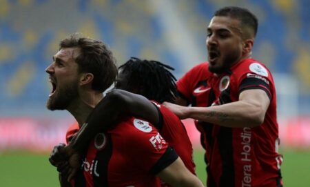 Gençlerbirliği Avantaj Kaçırdı