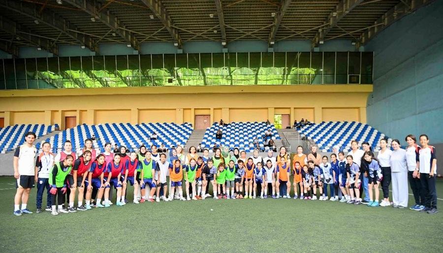 Anneler Bu kez Tribünde Değil, Sahadaydı