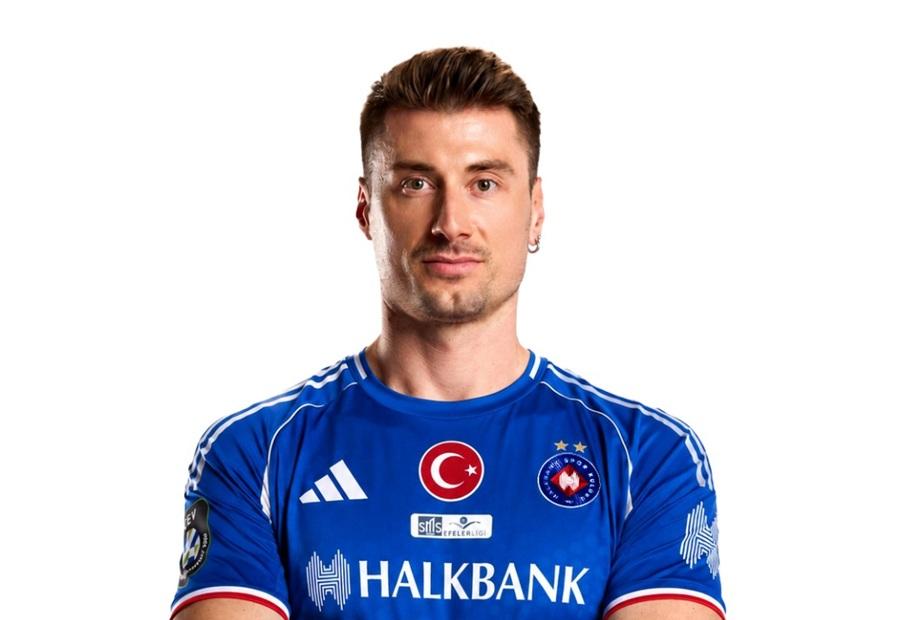 Murat Yenipazar Halkbank’ta