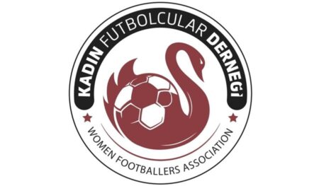 Kadın Futbolunun En İyileri Seçiliyor