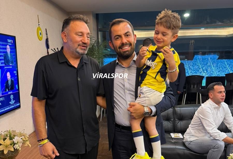 Fenerbahçe Yönetim Kurulu Üyesi Yusuf Tanık, Selami Alımcı ile oğlu Göktuğ’u Fenerbahçe–Olympique Lyon Maçında Locada Ağırladı