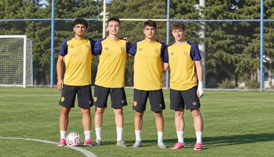 Ankaragücü’nde Dokuz Genç A Takıma Yükseldi