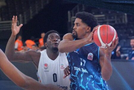 Türk Telekom, Yalçın Efe Basketbol Turnuvası’nda Şampiyon Oldu